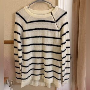 Abercrombie & Fitch Striped Cream and Black Sweater
